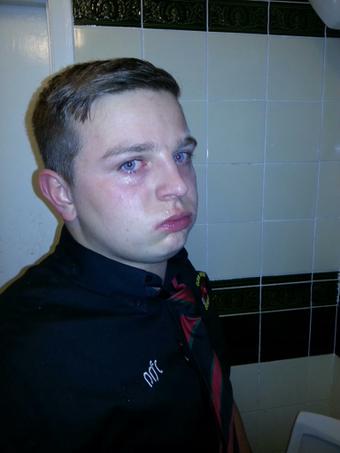 NwruB's tweet photo. Rumour has it @NewtownRugby player @dewiibowen9 has just found out he has been sold to @WelshpoolRFC #HardTimes http://t.co/m7DPxLWvCA