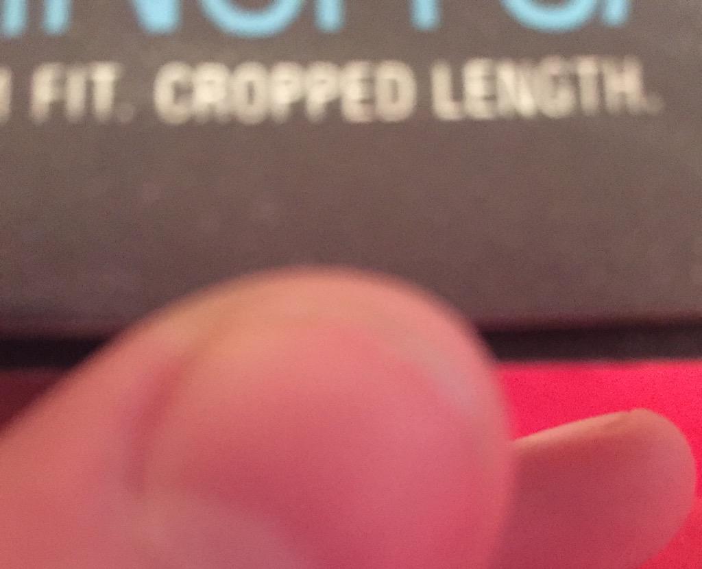 chz646's tweet image. Lol I got some joggers and they fit perfectly ... Then I notice "Cropped length" #midgetproblems 🙈🙈🙈