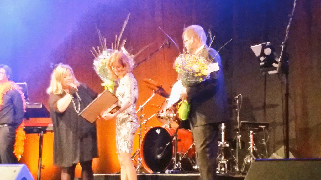 CentrumUtv's tweet photo. Årets Centrumutvecklare år 2015 är...   ...Annika Boman i Västervik. http://t.co/axWxVP3TFb
