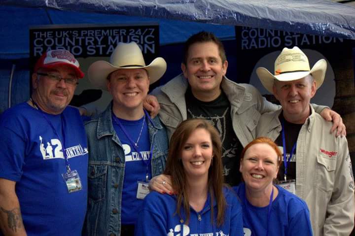 2countryradio's tweet image. Maybe its a few hours away from #FF but BIG shoutout to the #2CFamily - Photo taken at @C2Cfestival 2015 (AndyW)