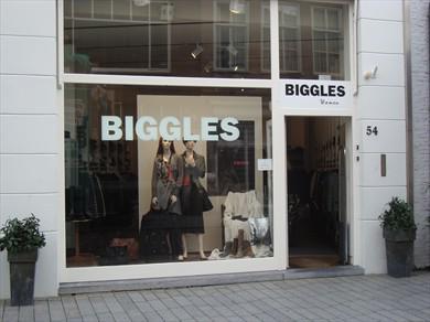 Op 2e Pinksterdag kunt u ook kleding gaan shoppen, want BIGGLES is geopend van 13:00 uur tot 17:-00.
