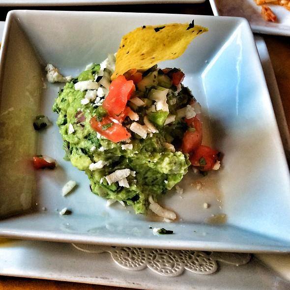 NoWayJoseCafe's tweet photo. Build your own burrito? Why not add a little appetizer to the mix? #NoWayJose http://t.co/KMKAtDReTk