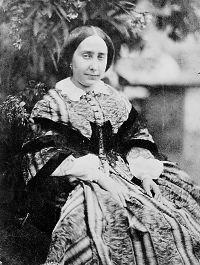 angel_chalmers's tweet photo. Deeply admire #AnnaAtkins who was the first woman to make #cyanotype #photograms #victorianwomen http://t.co/uXe2OqvP8J