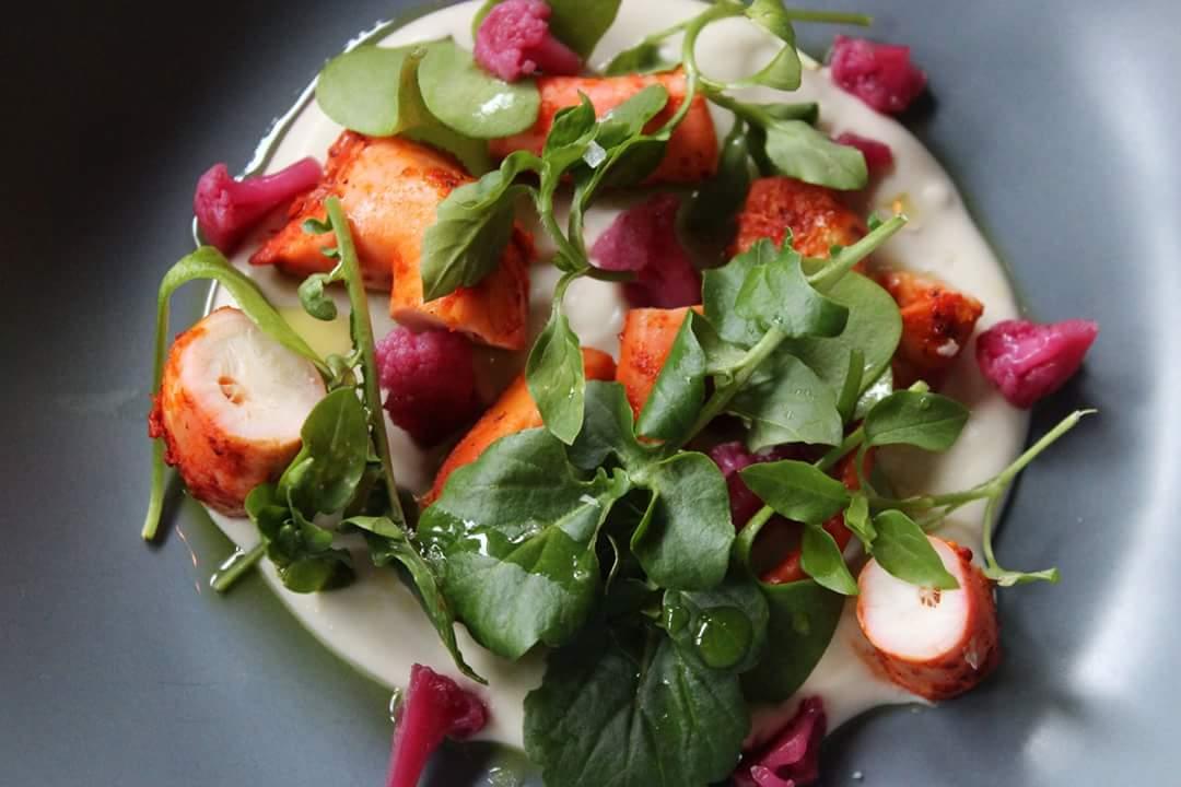 RacionPDX's tweet photo. Oh such pretty plates! #pdxeats #theEatGuide #foodporn http://t.co/pGAQ9L4gJ1