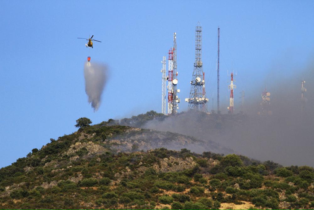 8 hectáreas de matorrales se han quemado en la Sierra de Arroyo San Servan. Controlado por Infoex Foto de <a href="/JairoPozo/">Jairo</a>
