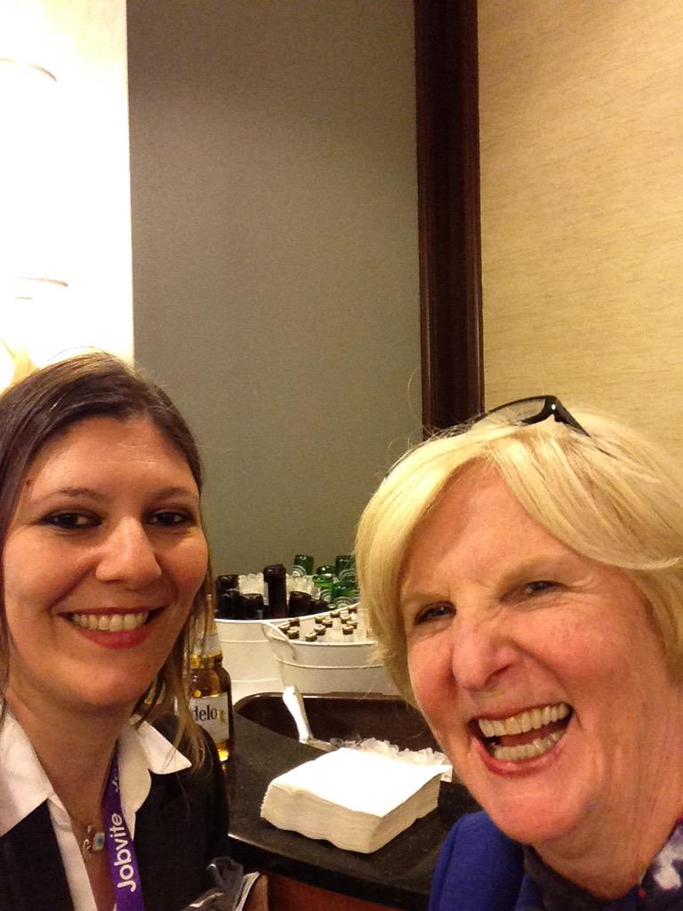 angieverros's tweet photo. #atthebar #JobviteSummit http://t.co/lwzYtSwJSZ