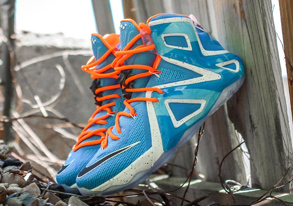 Pickyourkicks1's tweet photo. Rt for LeBron 12 Elite Elevate
Fav for LeBron 12 Elite Team http://t.co/jTiA6jTnsm