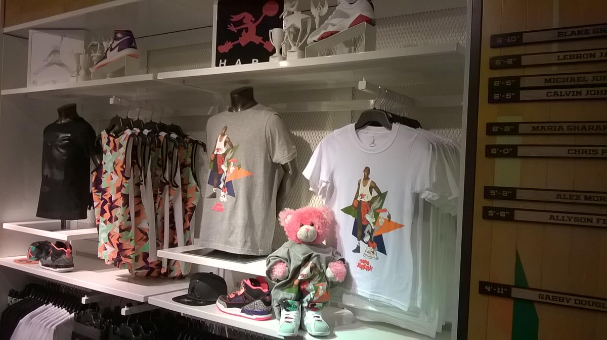 CuddlesMrs's tweet image. Just call me the #Harebear... #Nike #Jordan #Footlocker #Kidsfootlocker #Jumpman #HareJordan