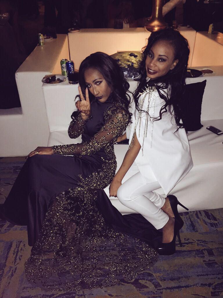 PromPics015's tweet photo. When the whole crew look good 😈

@KeyaDaiJon http://t.co/tCnsJtfNP9