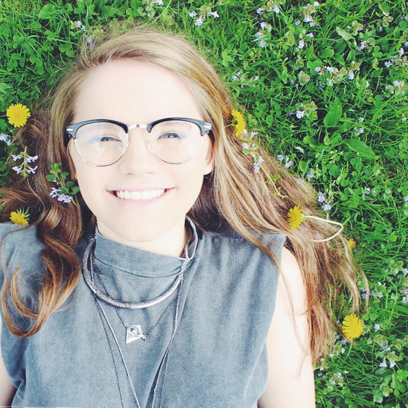 annasunatbest's tweet image. i don&apos;t care what&apos;s in your hair I just want to know what&apos;s on your mind