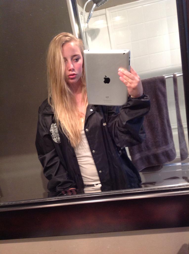 _maddddd_'s tweet photo. #dadsjacket http://t.co/Z261fF0p2J