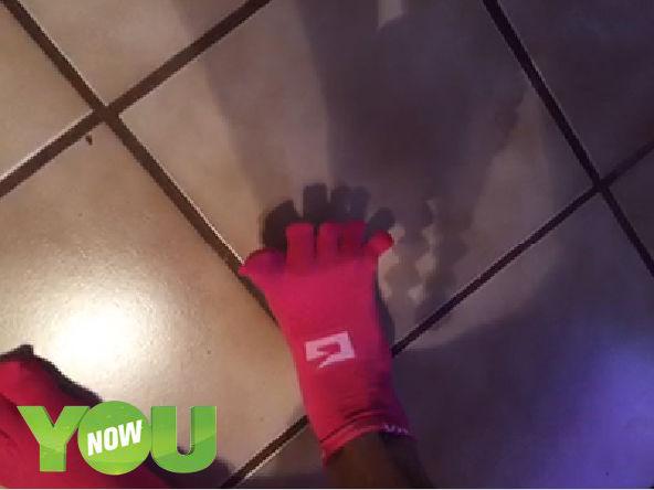 RedbichLives's tweet image. 🔴 LIVE @ranceypants on #YouNow - zach has toe socks.  #Yes #YesHeDoes younow.com/ranceypants/50…