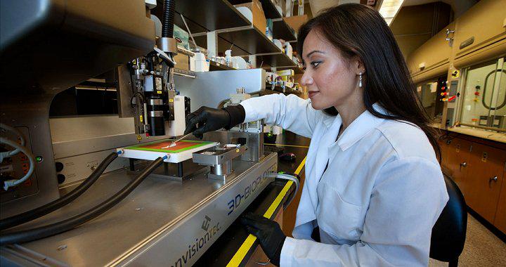Graphene and BioElastomer Inks Could Result in 3D Printed Neurons - 3dprint.com/66839/graphene…