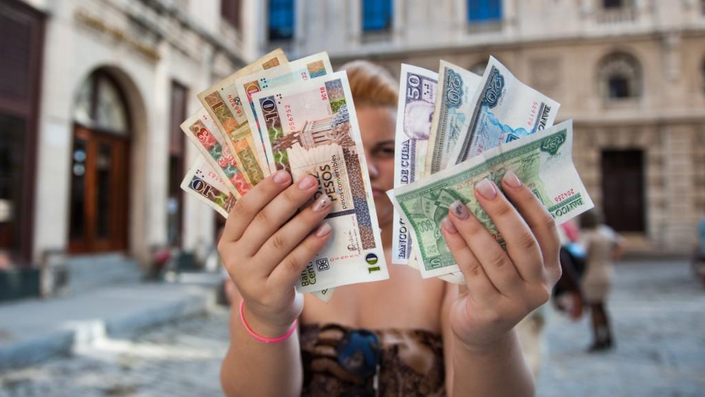 CNNBusiness's tweet photo. ICYMI: Cuba just opened a U.S. bank account
http://t.co/l0MiVCJUGw via @Pat_Gillespie http://t.co/OIYMphGazo