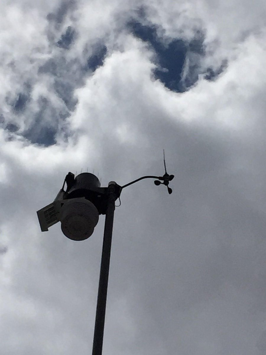 SJUSD has a weather station on the Mountain View/Mountain Heights campus! Get the readings at sanjacintoweather.com