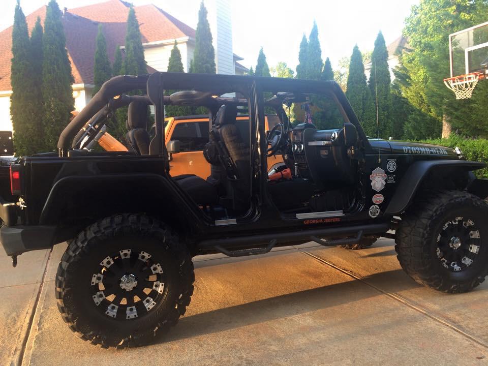 Papa_Dawg_85's tweet photo. It has happened. I have lusted in my heart! Jenny forgive me. @THEJeepMafia #JeepLust http://t.co/5XIbEkcxNz