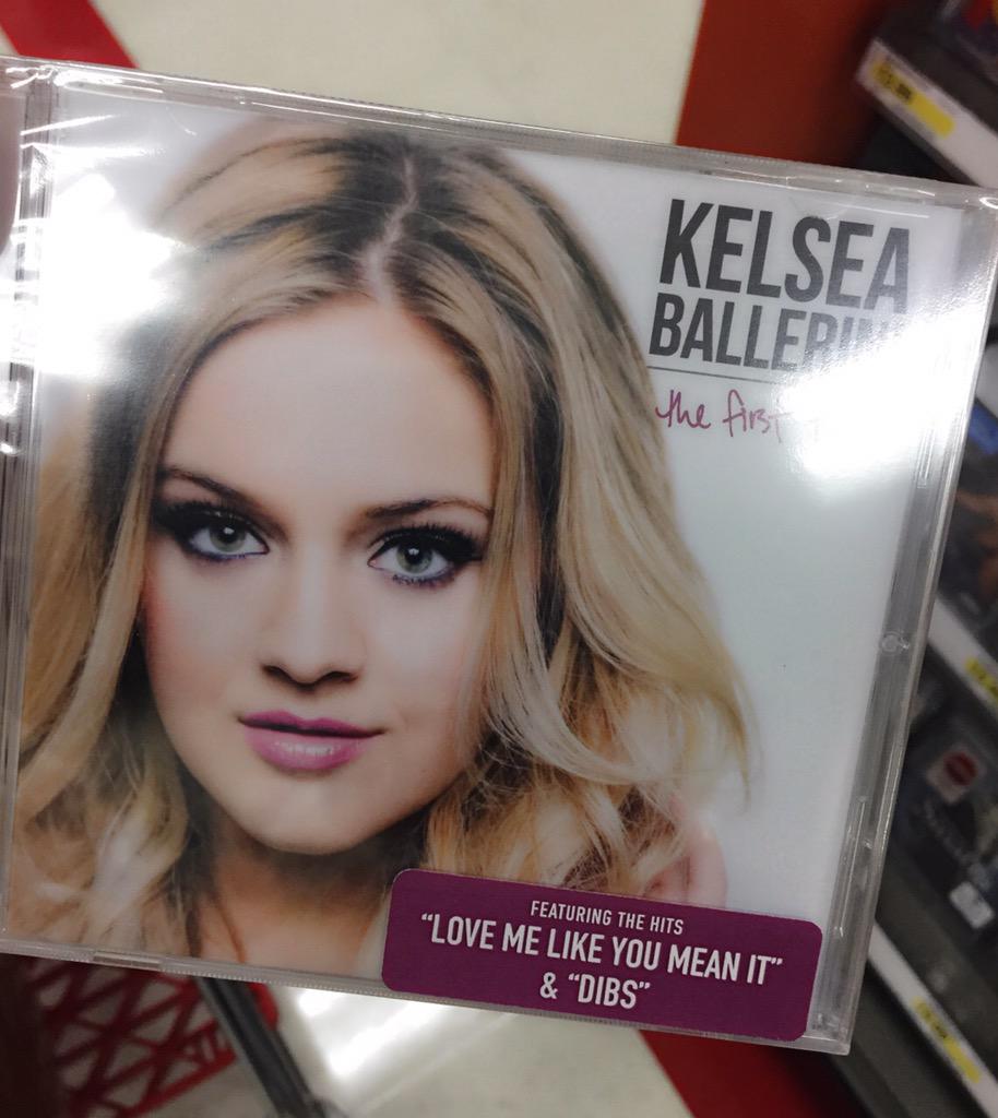 AshlieghLisset's tweet photo. Just picked up @KelseaBallerini #TheFirstTime @Target!  💕🎶 http://t.co/Tj0S23CS8C