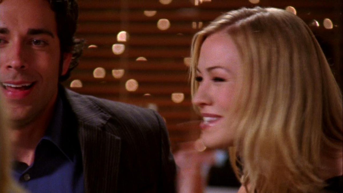 Man4wweladies's tweet photo. #49G V3 Taxpayers money wasted on a man's lap @Y_Strahovski http://t.co/Rqs99kBB1m