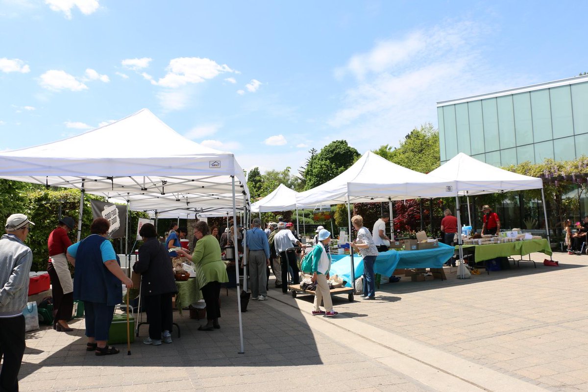 SVPMedia's tweet photo. After a great day covering #TTGG15 @TBG_Canada I covered #FarmersMarket in photos and video as well to be posted soon http://t.co/HyBRrQbOBi