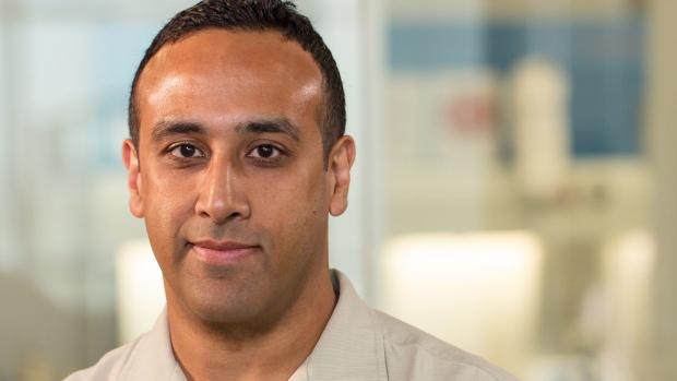 CBCNews's tweet photo. Blood turned into nerve cells by Canadian researchers http://t.co/kpLrpzaqUv http://t.co/QtGTtH38lv