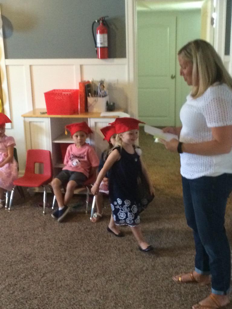 jponder35's tweet photo. Nothing like a pre school graduation! Way to go Piper! http://t.co/tpox43jYBT