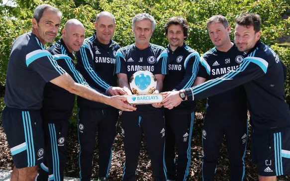 FootballFood's tweet photo. Jose Mourinho and Eden Hazard have been named the Barclays Premier League Manager &amp; Player Of The Year respectively. http://t.co/OapkFIujYc