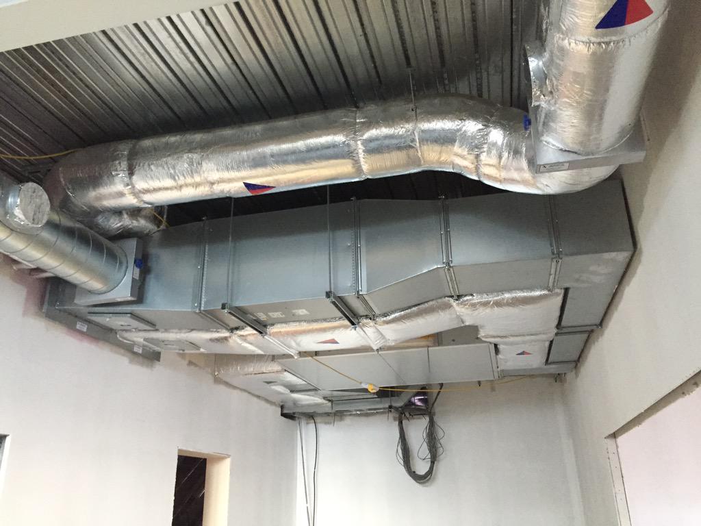 DuctSystems's tweet photo. Hackney New School! Photos of first phase what we have completed!All ductwork installed and manufactured by ourselves http://t.co/pAet5h6LKi