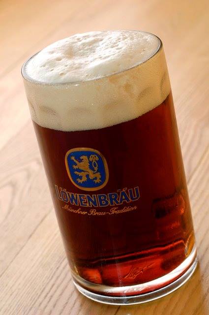 LowenbrauKeller's tweet photo. Time for a Dunkel? #tgif http://t.co/yCXg9HLVqN