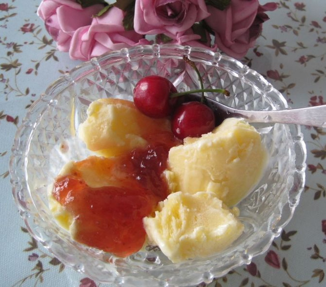 YIDAICO's tweet image. ✿✿ 哈根达斯，也能自己在家做？学着试试~~ ift.tt/1K7imV7