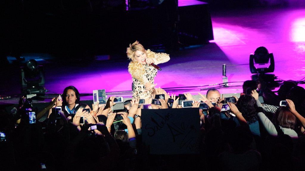 Al3jandraGuzman tweet picture