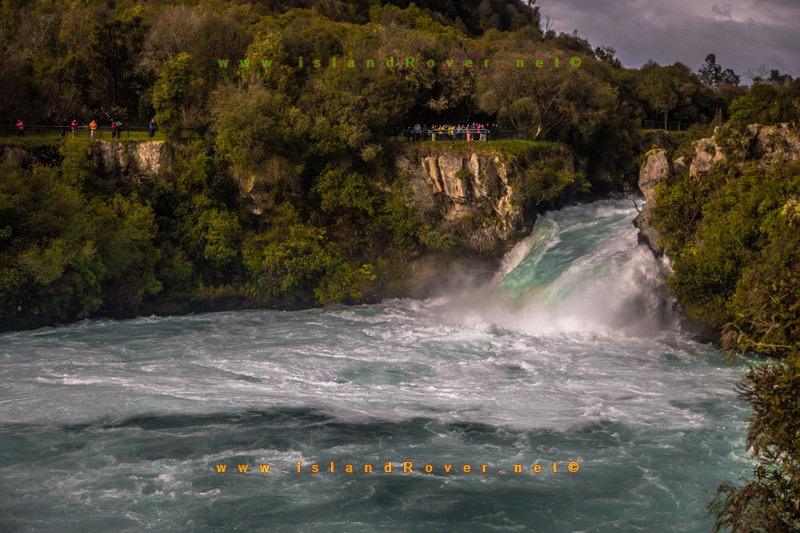 APadayhag's tweet photo. Amazing Huka Falls. More photos http://t.co/6Sz6N33aBp @zarasavellon  #NZMustDo @PureNewZealand http://t.co/PCN7B8y2ol