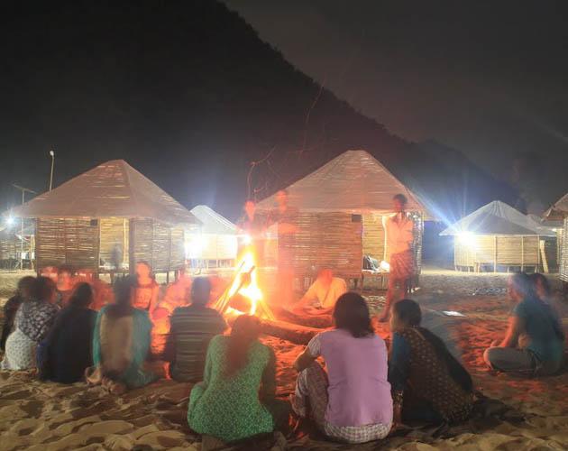 Telanganaboat's tweet photo. Kolluru Bamboo Huts http://t.co/45hOMTjiNq