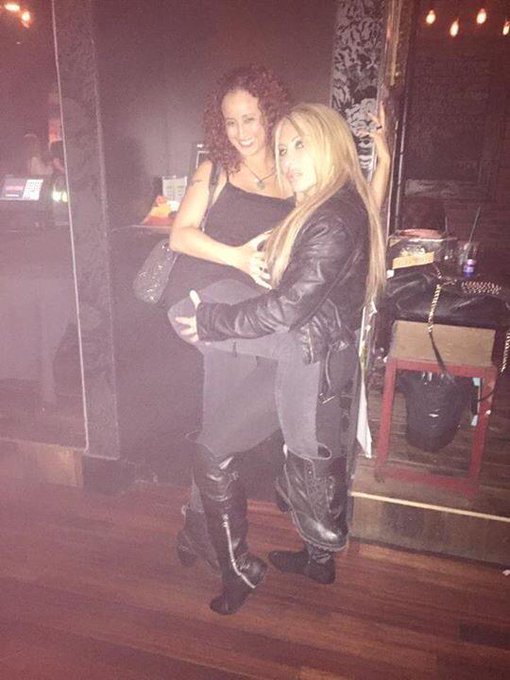 #girlsnight #glamrock #rocknroll http://t.co/ILmNG2ownG<a href="/tag/girlsnight"class="tags">#girlsnight</a><a href="/tag/glamrock"class="tags">#glamrock</a><a href="/tag/rocknroll"class="tags">#rocknroll</a>