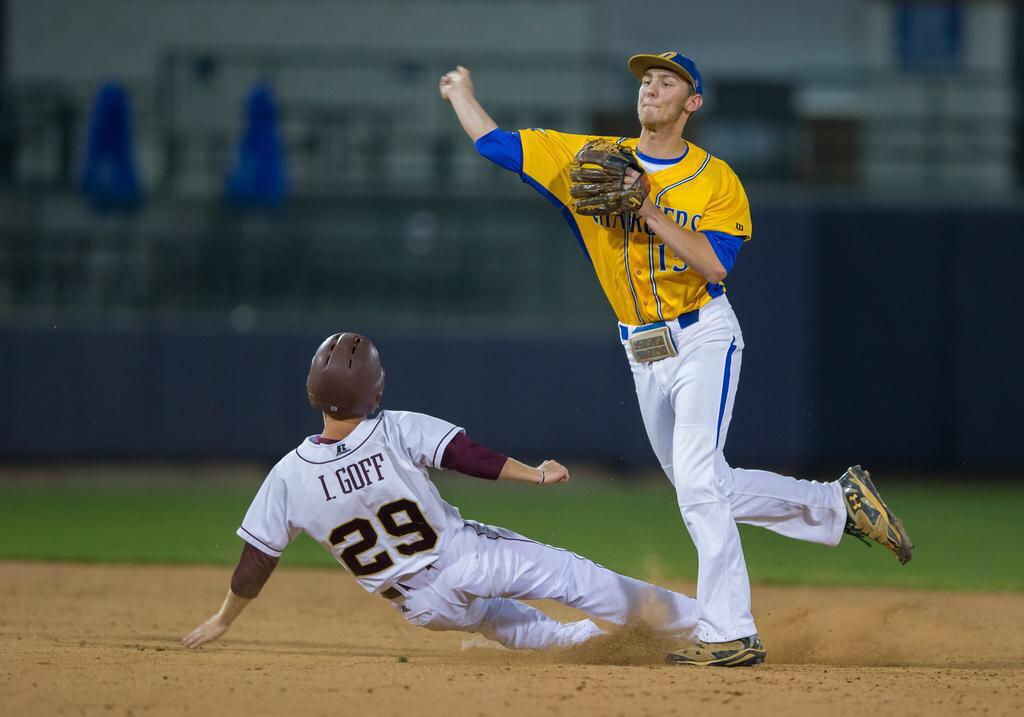 OHS_Flashback's tweet photo. Your Oxford Chargers are the 5A Baseball State Champions! 9-0 over George County. http://t.co/rq4HquKXkP