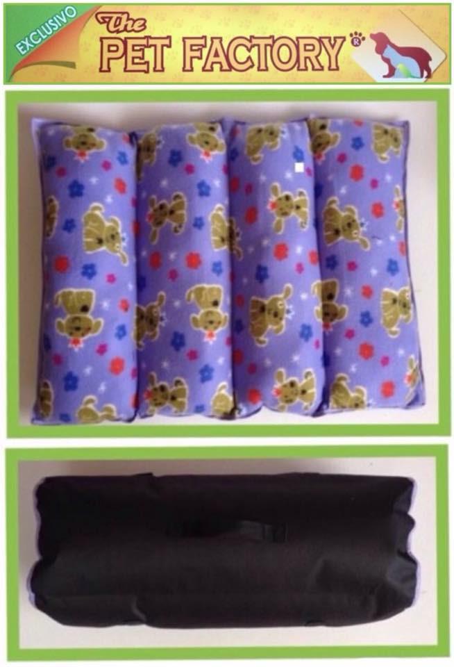 ThePetFactory's tweet photo. •PORTA COLCHONETA• hermosa cama transportable para tu mascota! Encuéntralos en Megamaxi & Gran Aki. #petfactory http://t.co/S0b7uQqkS7