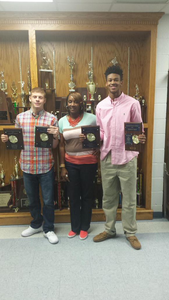 momof2amazons's tweet photo. Congratulations Guys!! Show and Prove!! #SCALions #hardworkpaysoff #ECurry @TyrikD1 http://t.co/Zdp5h2bEpg