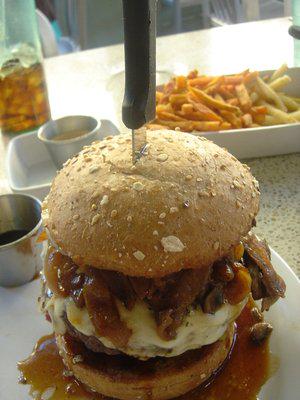 TheCounterSantanaRow tweet media