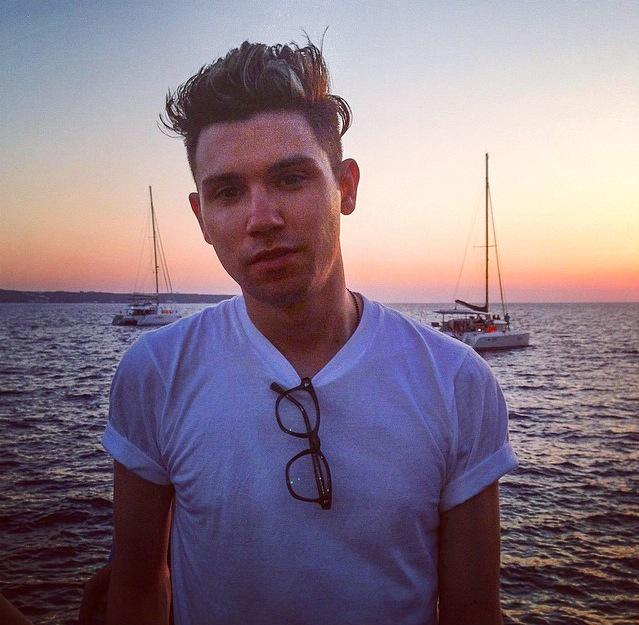 xRyanxRossx's tweet image. New Ryan account. 5 years of role play experience. Multiverse. RT maybe to let people know about me?