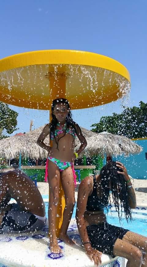 RealIntruza's tweet image. Delfines