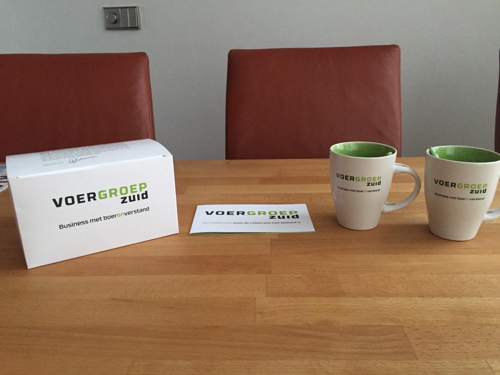 Pieterhermens's tweet photo. @BBDeurne @BoerenBondAgro @isidorusweert het is het tijd om de koffie uit de juiste mok te drinken @VoergroepZuid http://t.co/nxuigf35K9