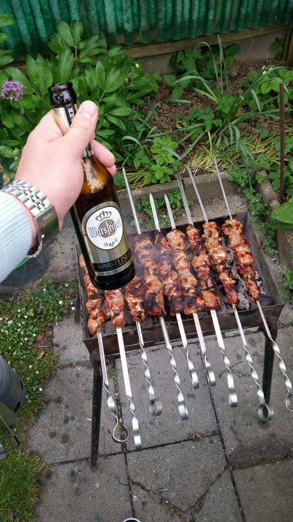 Calyp32's tweet photo. @kutkp @warsteiner @шашлык http://t.co/Cocrq1BsgB