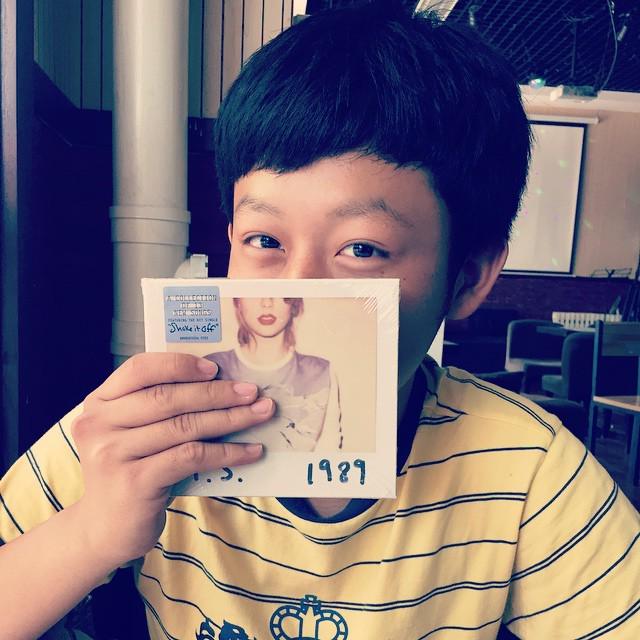 wenkangzh's tweet photo. #BigFan of #TaylorSwift #π #Beijing #NCUT #China #USA #HappyBirthday #PeterDu #boy #friendβ¦ http://t.co/J3sMGVlAQA http://t.co/B0CuruGfDs