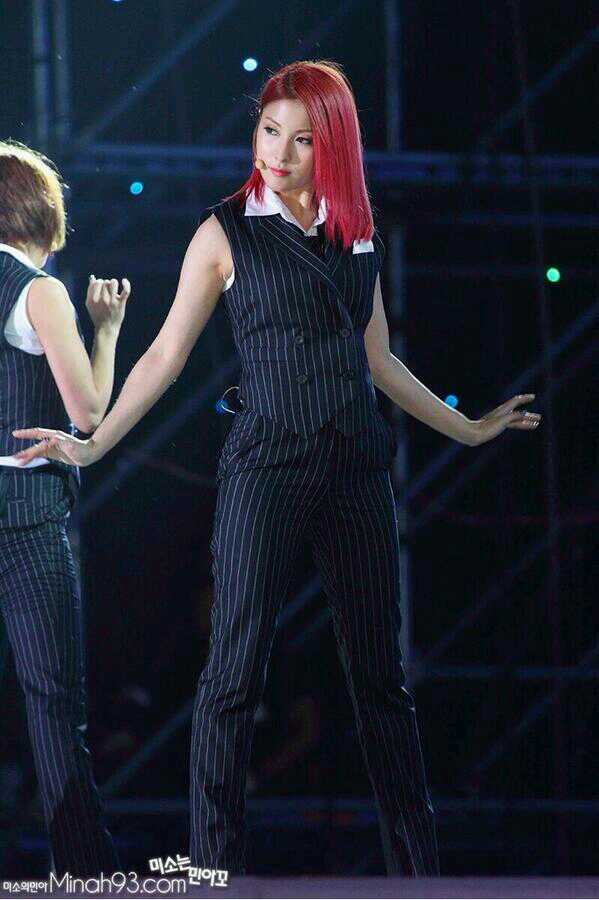 kkk1xx7's tweet photo. ギュリセンイル後夜祭
#GyulDAY
#카라의규피드생일을축하합니다 http://t.co/skAoqf5t7m