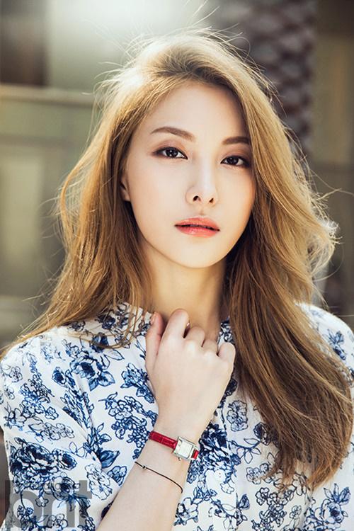 oohnaem's tweet photo. Belated Happy Birthday to my dearest Gyuri~ #19880521 #HappyGyuriDay #GyultifulDay #GyulDay @gyuri88 http://t.co/pDKFNj4N2p