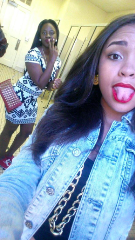 LulChyDaisy's tweet photo. #boomworld #red&amp;black 💞😏 http://t.co/dmCs0xakME