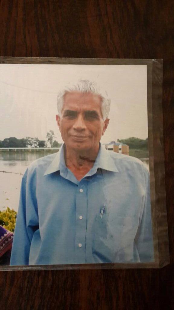 Prof.MS Yadav,an acute alzheimer patient missing from Delhi since May 21. If found, pls call 9810011508, 9958005512