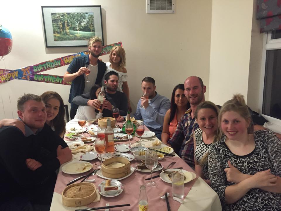 HannahTstone's tweet photo. my gang of frineds, woooo! http://t.co/lvPd23hMQv