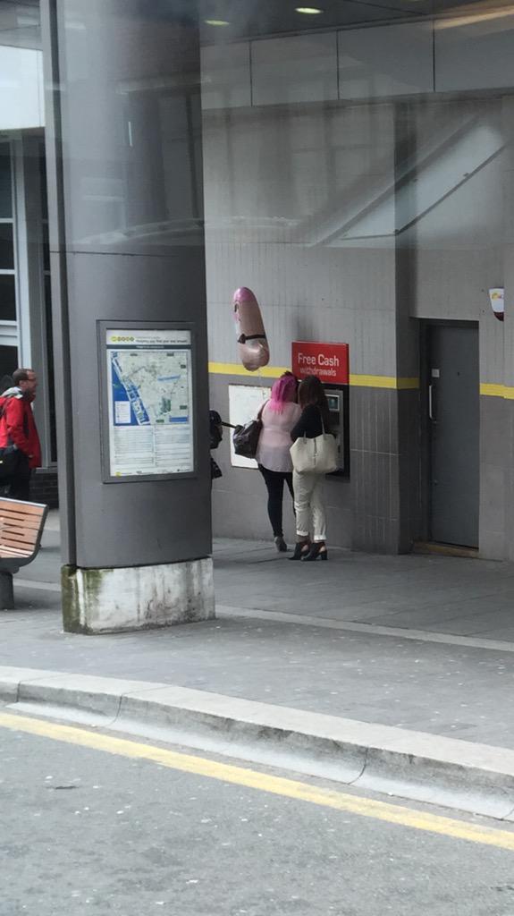 LIVERPOOL WHAT tweet media