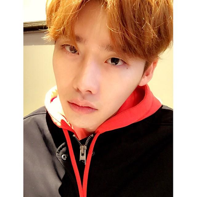 leejongsukoppa's tweet photo. Miss you http://t.co/hVgEOn8RIN