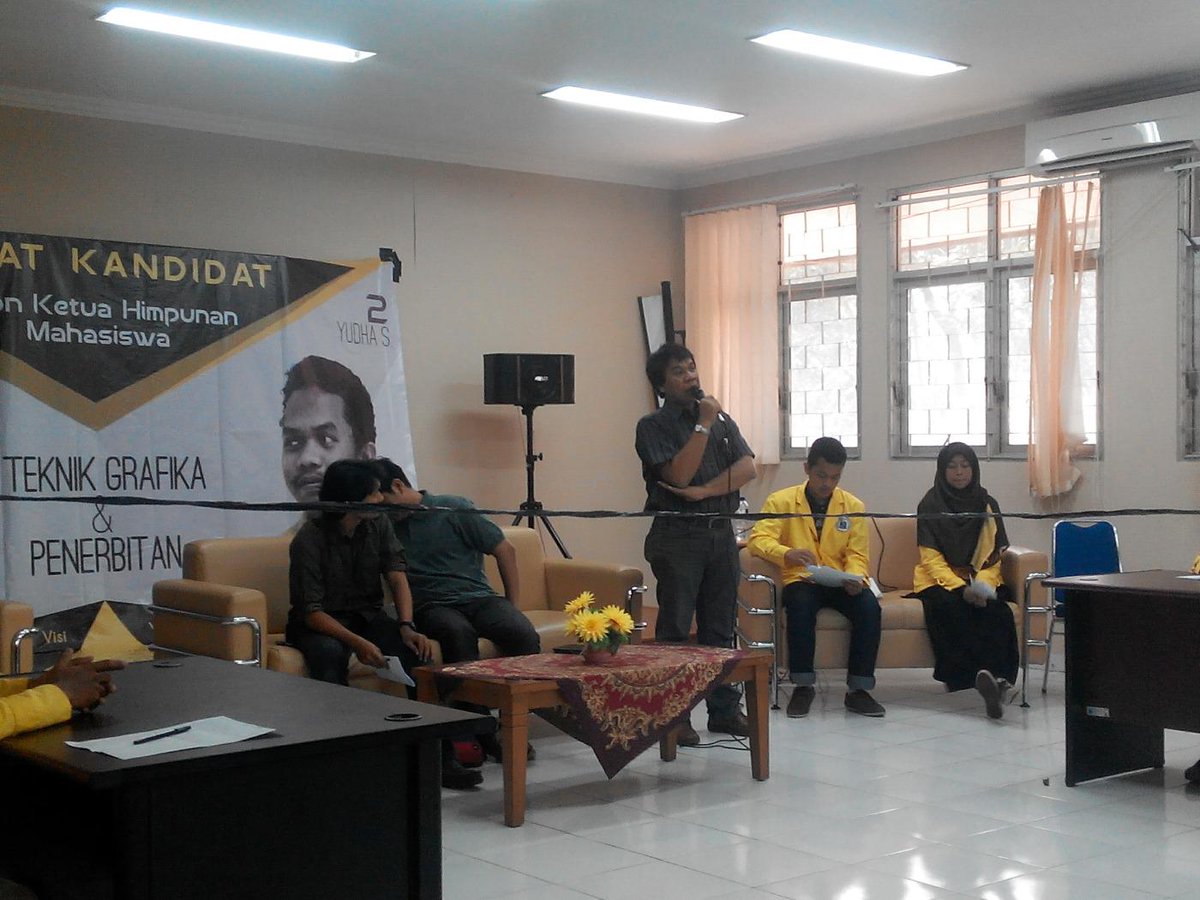 PemiraTGP_2015's tweet photo. Sambutan dari Bpk. Azmi Fauzi selaku SEKJUR 1, http://t.co/6Pc4nOnicW